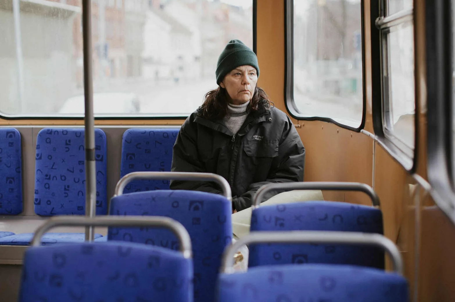 Kvinna på spårvagn